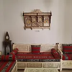 Omnia House